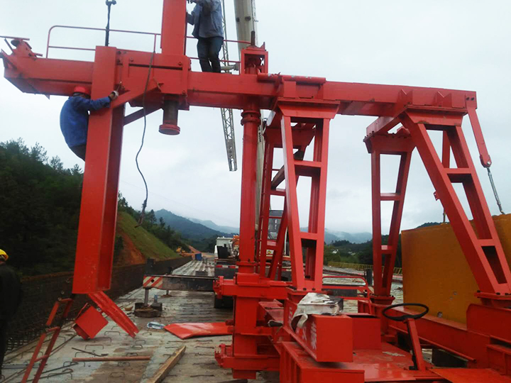 重型模塊智能拆模機(jī) 重型模塊智能拆模機(jī)